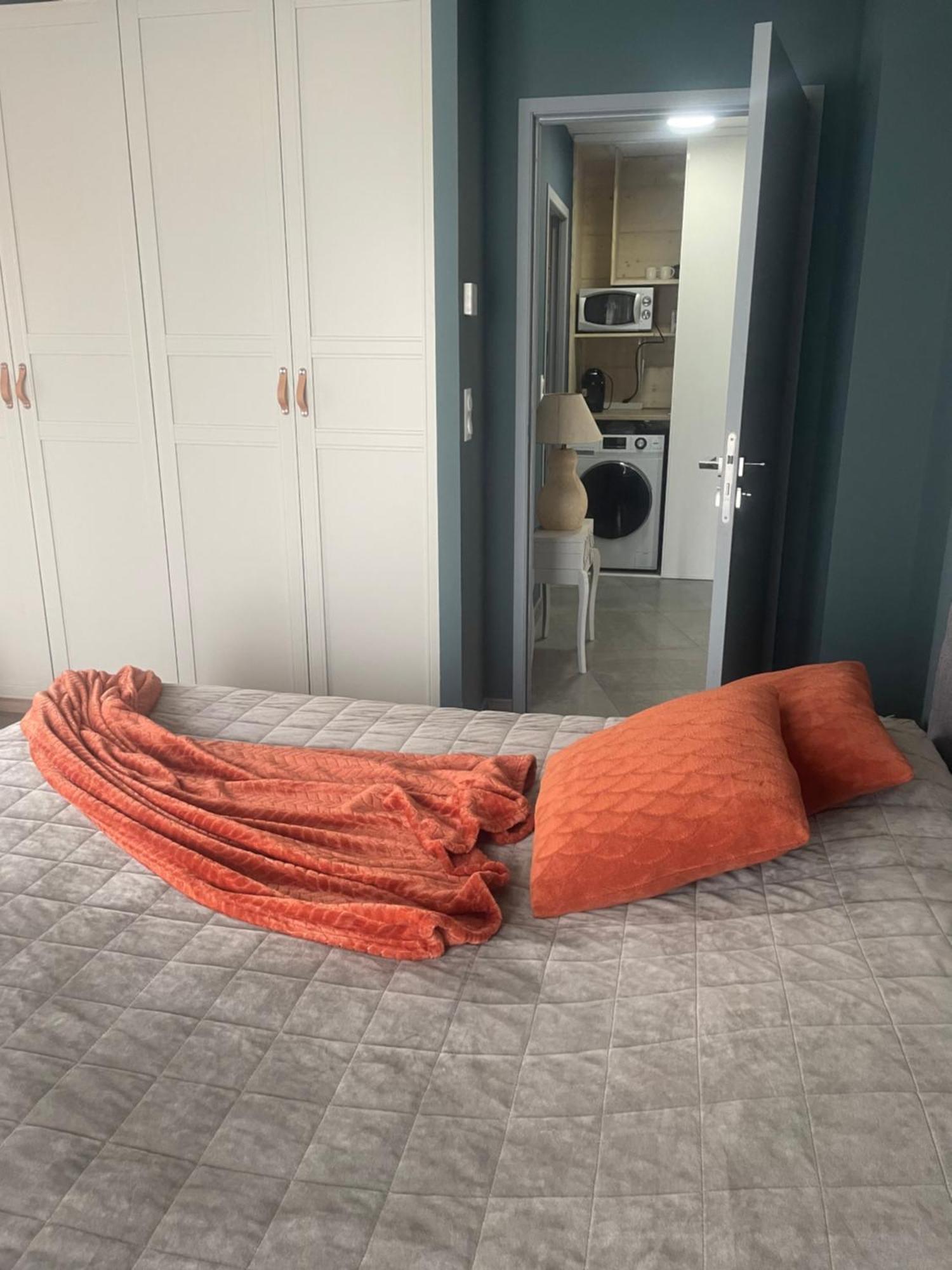 Un Petit Ilot De Confort - Made In Finland Monflanquin Kültér fotó